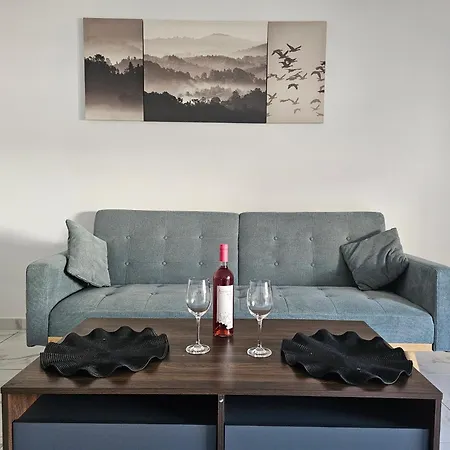 Apartment Center Point Larnaca